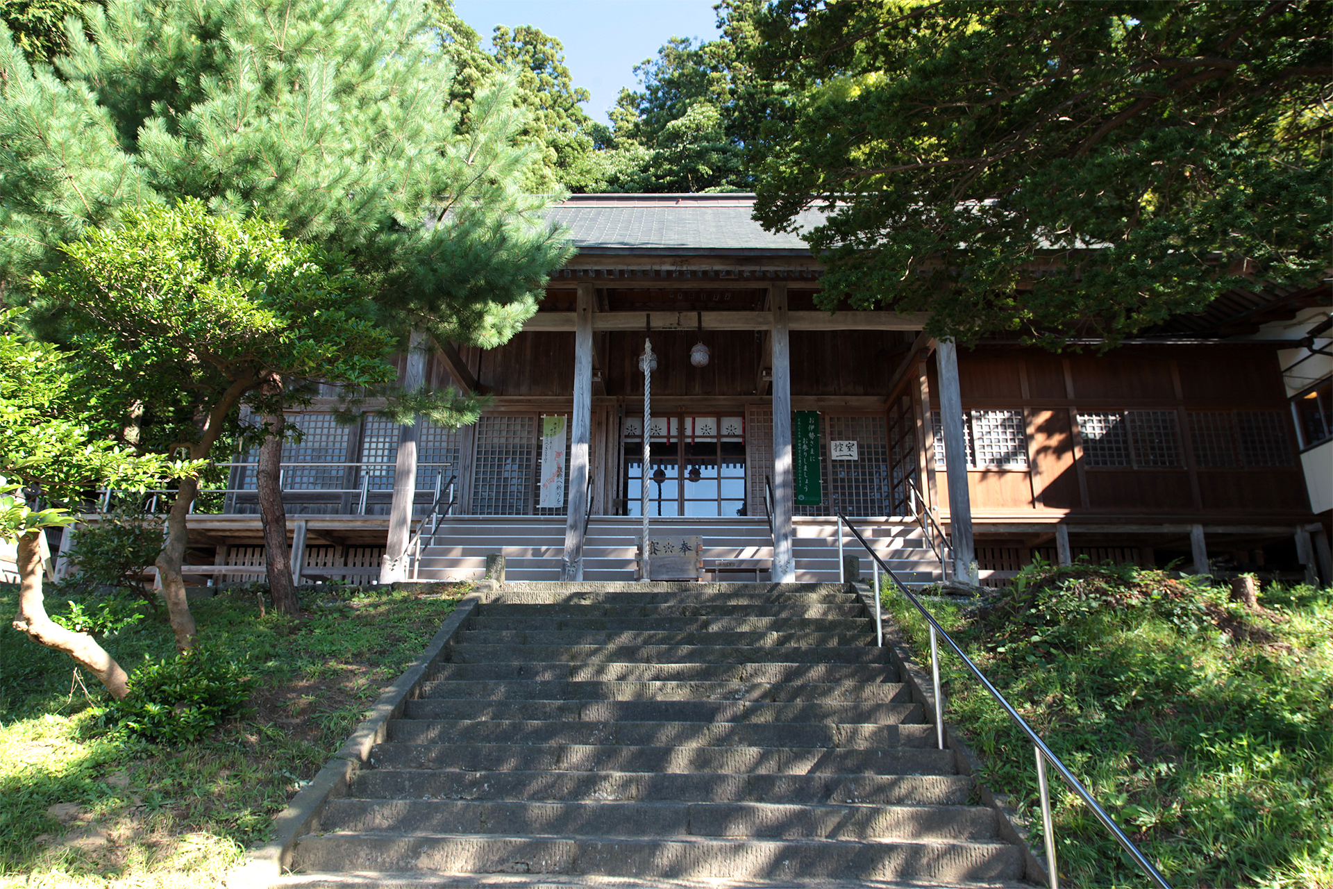 鳥海山大物忌神社　吹浦口之宮の写真