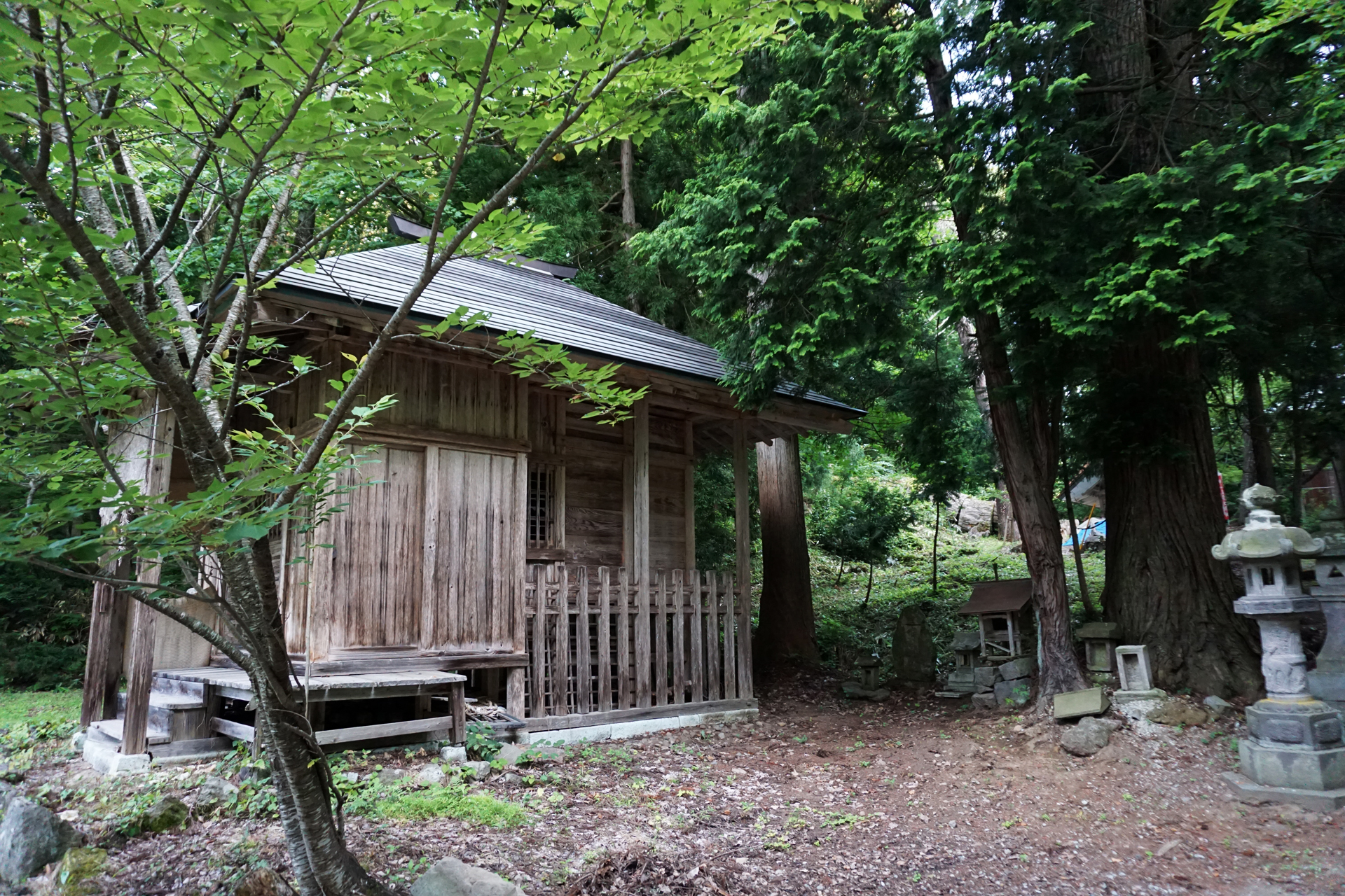 磐椅神社の写真