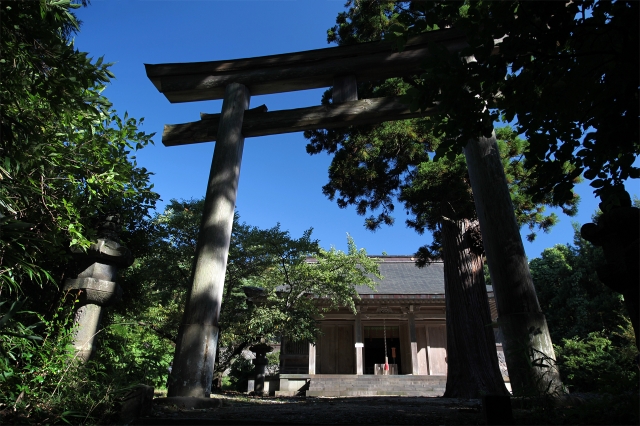 鳥海山大物忌神社　吹浦口之宮の写真