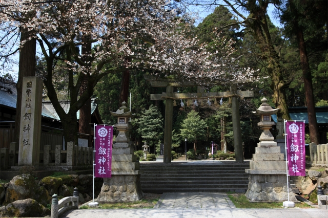 劔神社の写真