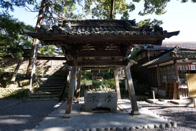 事任八幡宮の写真