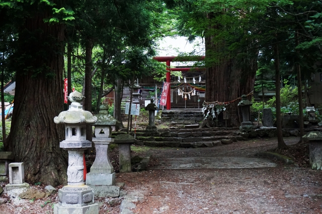 磐椅神社の写真